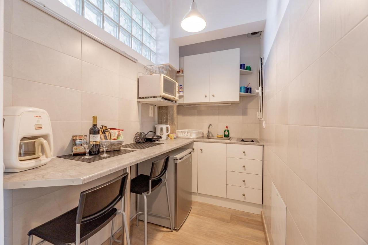 Renovated Lovely Apartment Near To Acropolis Aten Exteriör bild